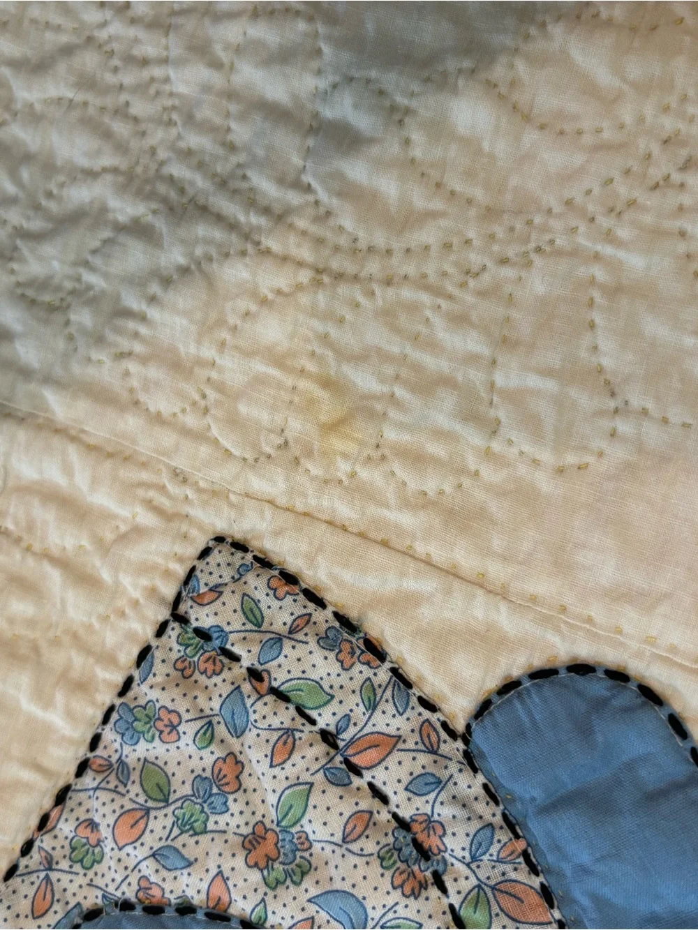 Vintage Sunbonnet Sue Applique Quilt - Multicolor on White